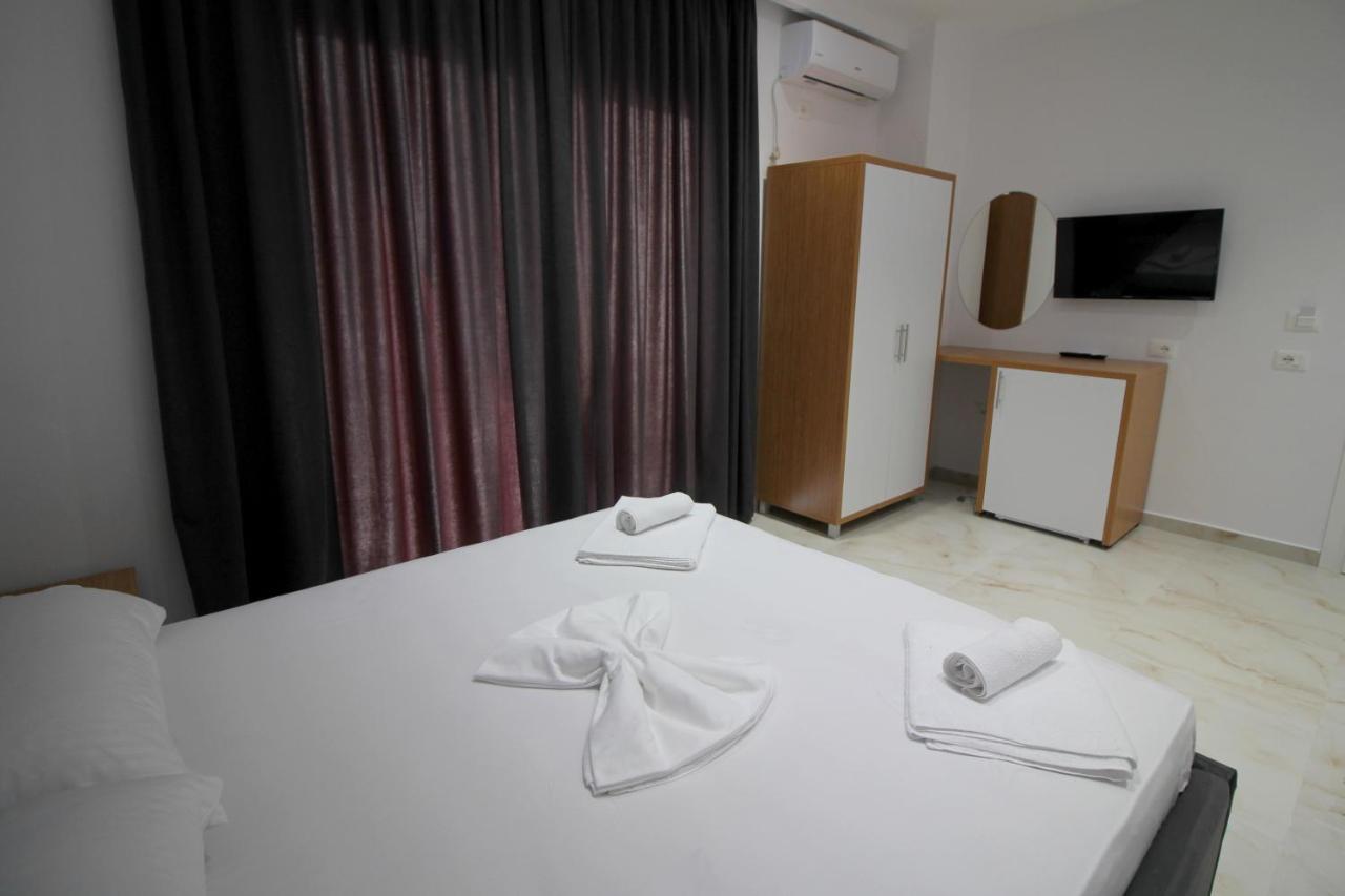 Moonshine Hotel Ksamil Exterior foto