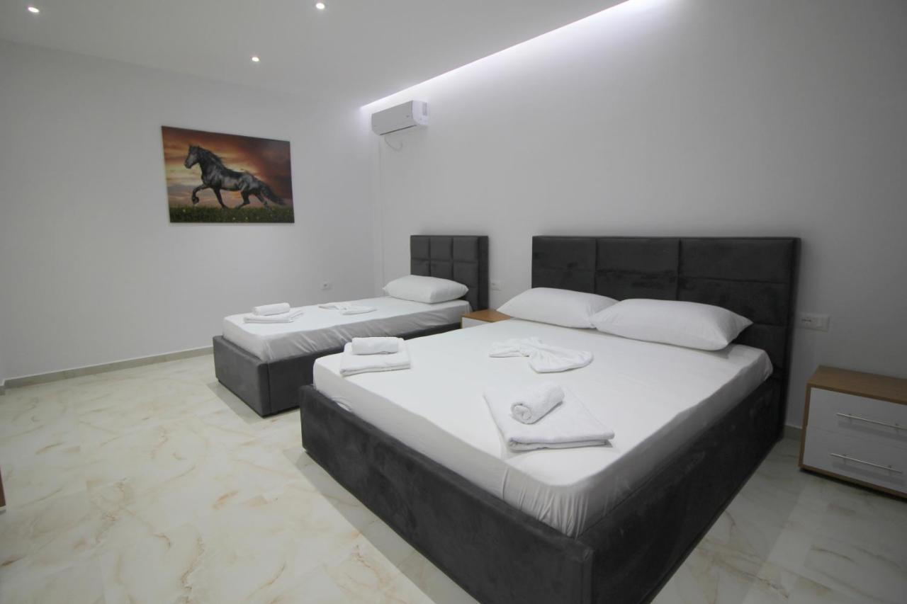 Moonshine Hotel Ksamil Exterior foto