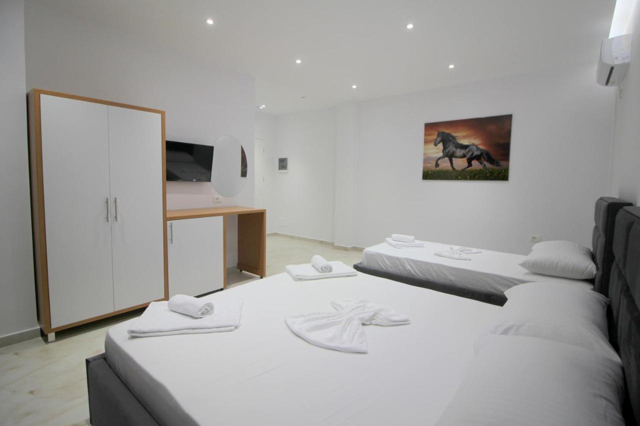 Moonshine Hotel Ksamil Exterior foto