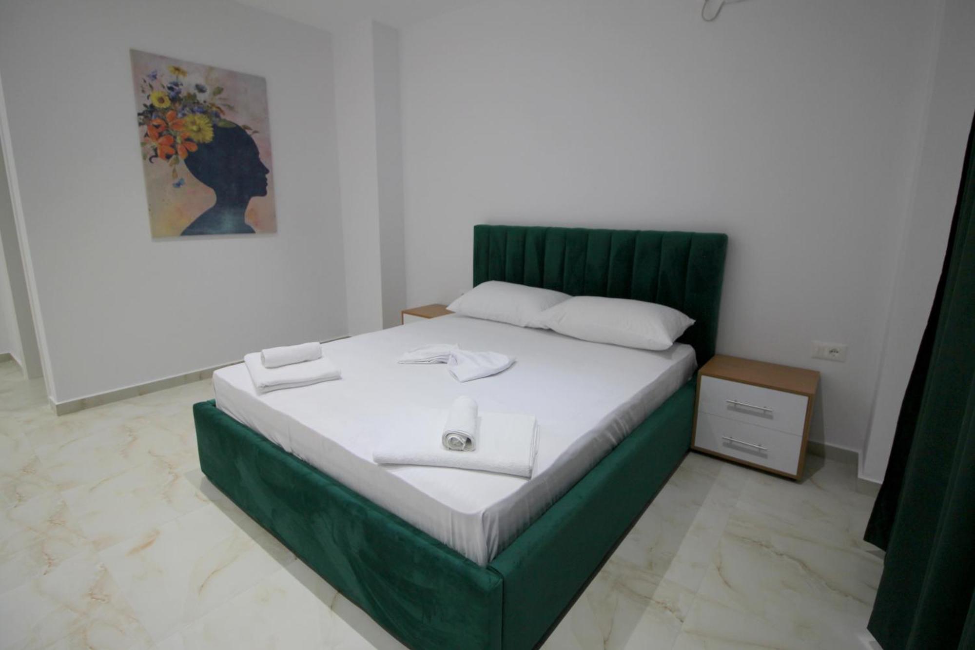 Moonshine Hotel Ksamil Exterior foto